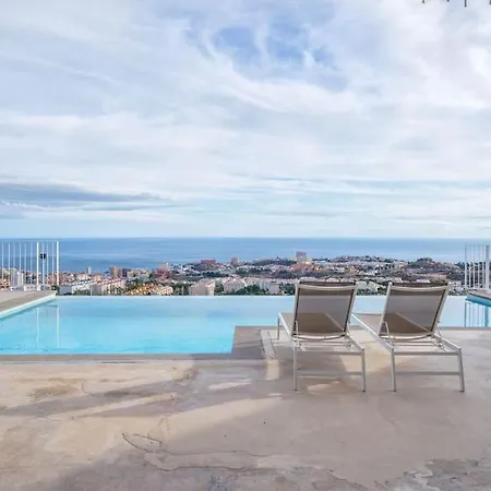 New, Spacious With Amazing Views