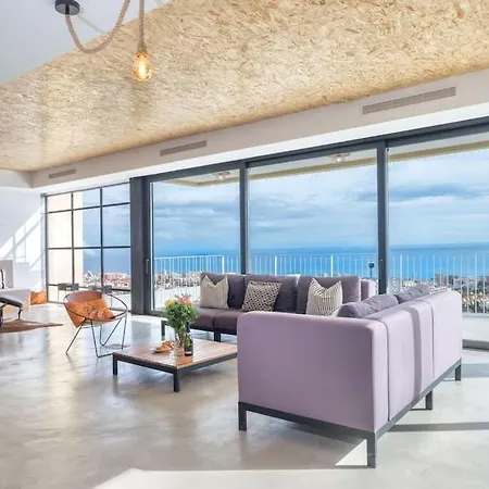 New, Spacious With Amazing Views Villa