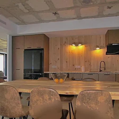 New, Spacious With Amazing Views Villa *
